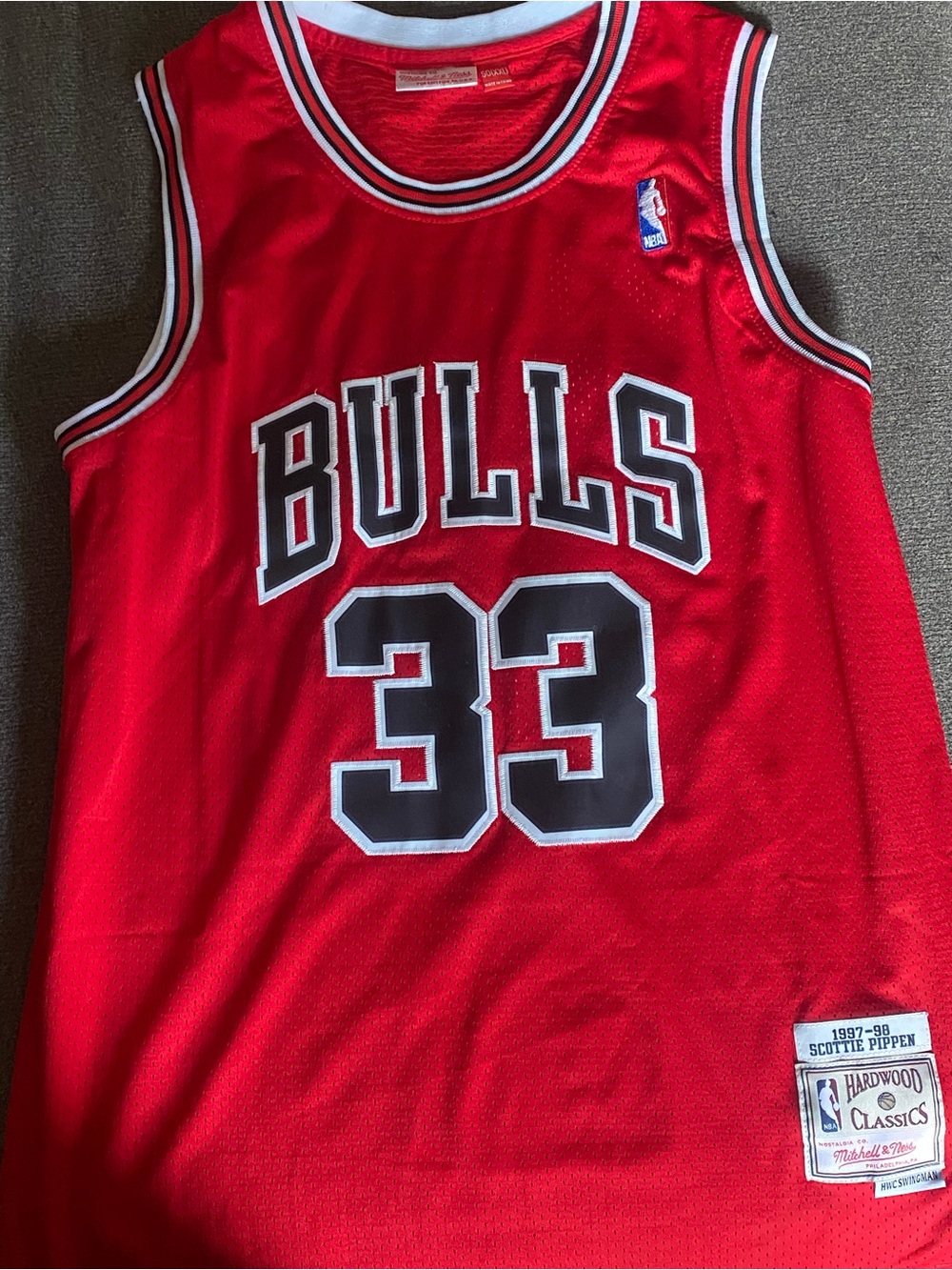 Mitchell & Ness Red Chicago Bulls #33 Hardwood Classics Jersey Scottie Pippen 2x